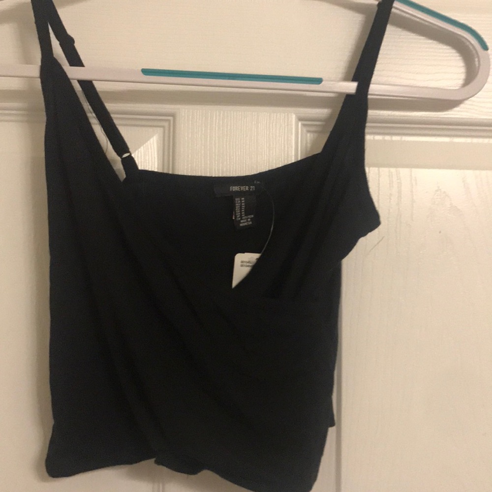 Crop top.